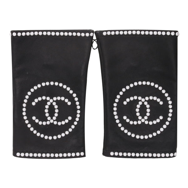 Chanel 'CC' Logo Leather & Pearl Fingerless Gloves