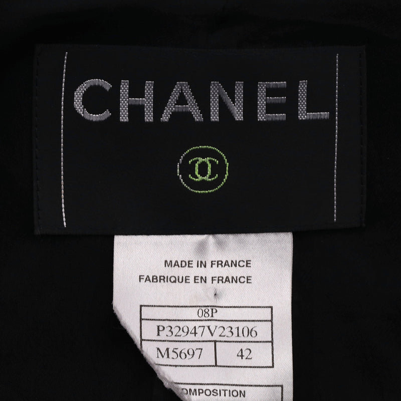 Chanel 'CC' Logo & Chain Detail Tweed Jacket. Size 42FR