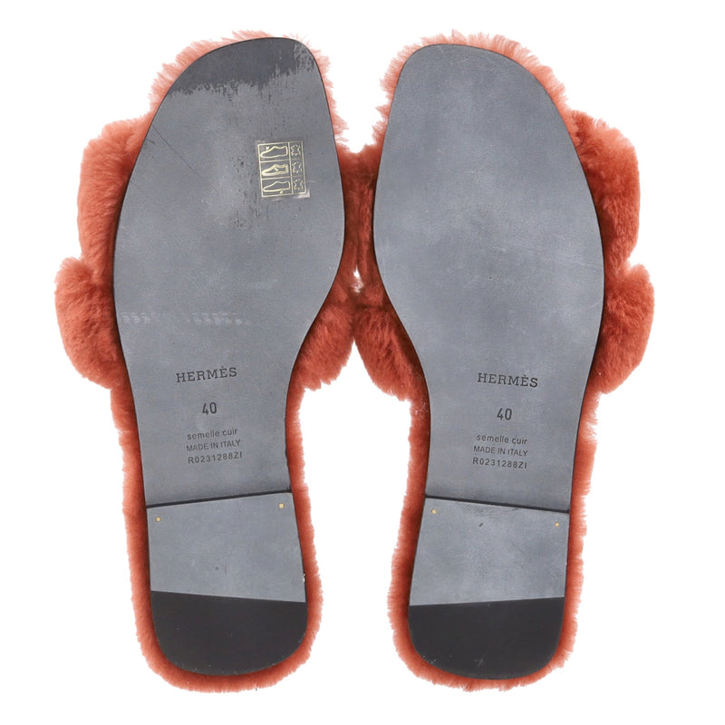 Hermes Shearling Oran Sandals. Size 40