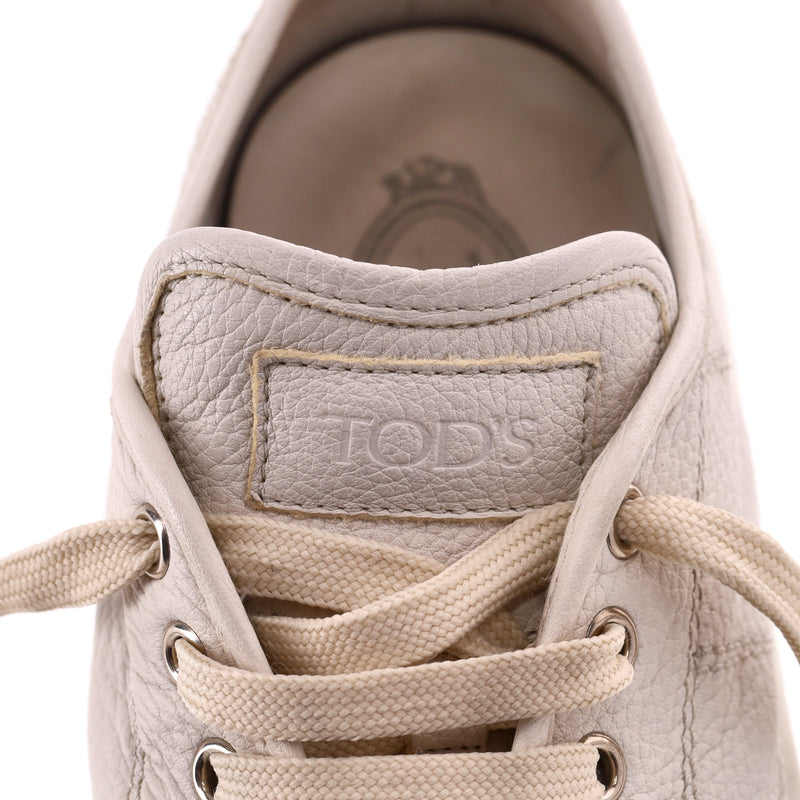 Tod's Leather Sneakers. Size 39