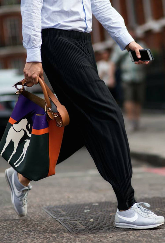 Final sale - Rare brandless all black birkin 35, Women's Fashion, Bags &  Wallets, Cross-body Bags on Carousell